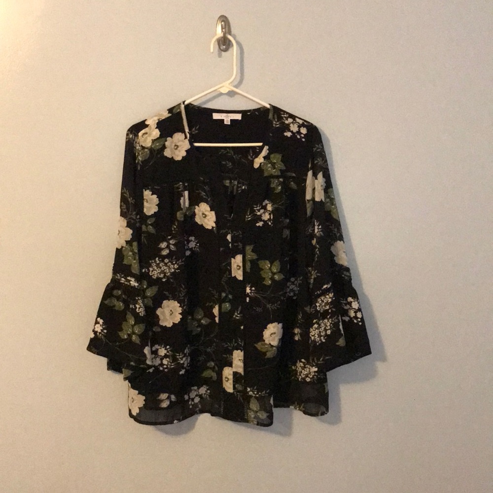 Floral Bell Sleeve Top